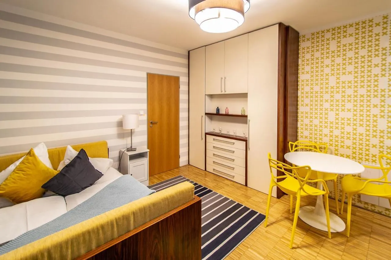 National Museum Apartment By Ruterra Praga 0*,  Czechy