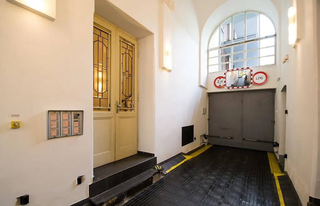 National Museum Apartment By Ruterra Prague