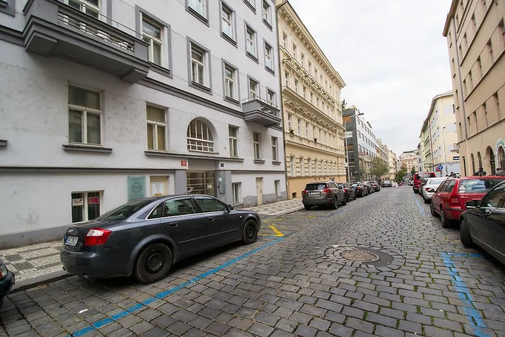 National Museum Apartment By Ruterra Praga